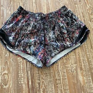 Hotty Hot Lululemon shorts.. lined, low rise.  2.5 length.